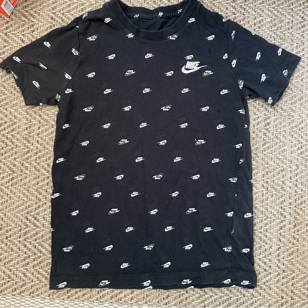 Nike Kids Black and White Logo Tee